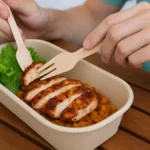 Voici les meilleurs ustensiles de cuisine écolo pour camper malin et cuisiner durable en pleine nature cet été