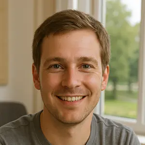 Julien, auteur