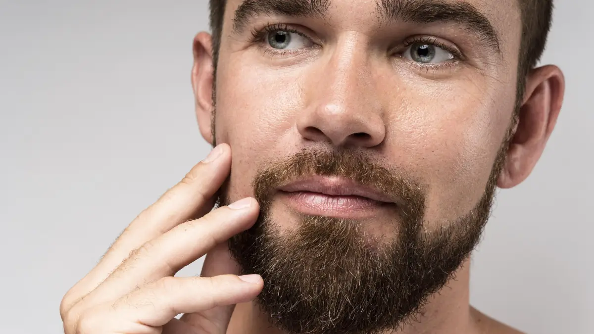 Depuis que j’entretiens ma barbe avec des soins naturels, elle n’a jamais été aussi douce