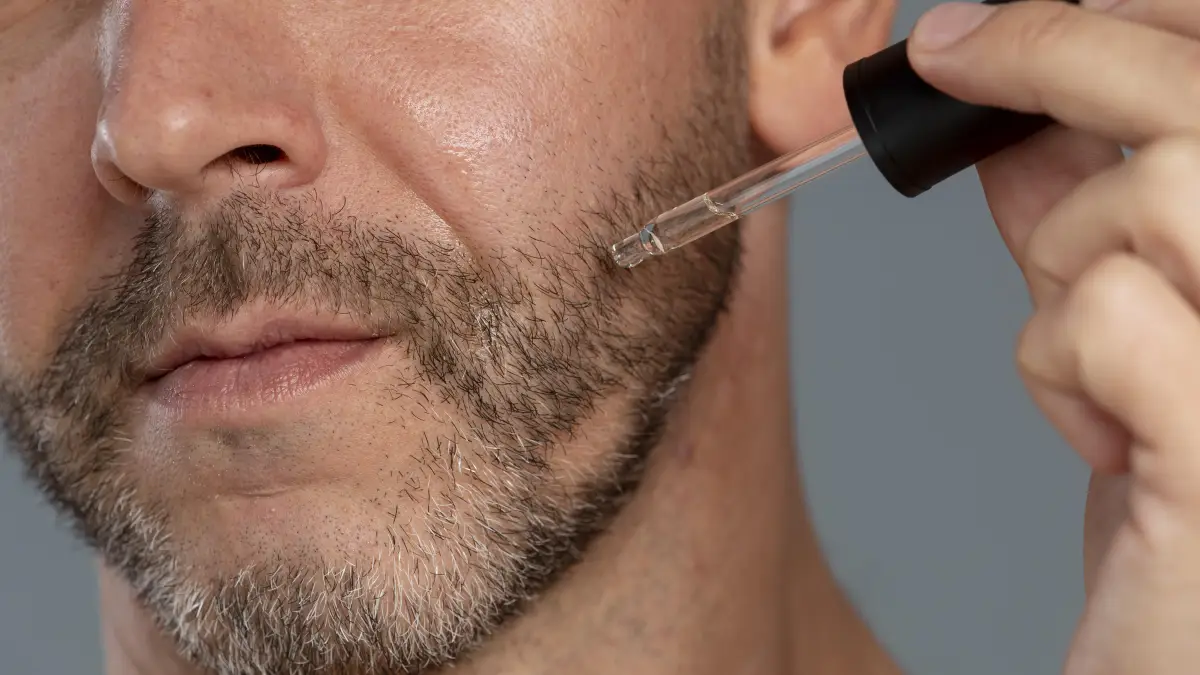 J’ai appliqué ces huiles végétales sur ma barbe : le résultat m’a vraiment bluffé